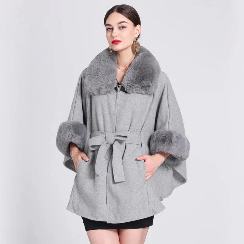 Poncho en Fourrure pour Femme gris clair