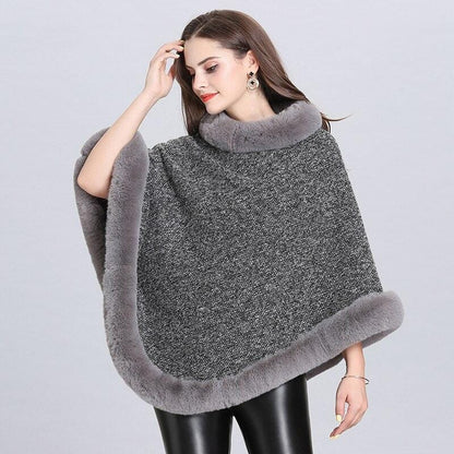 Poncho Femme Luxe avec Col en Fourrure Gris