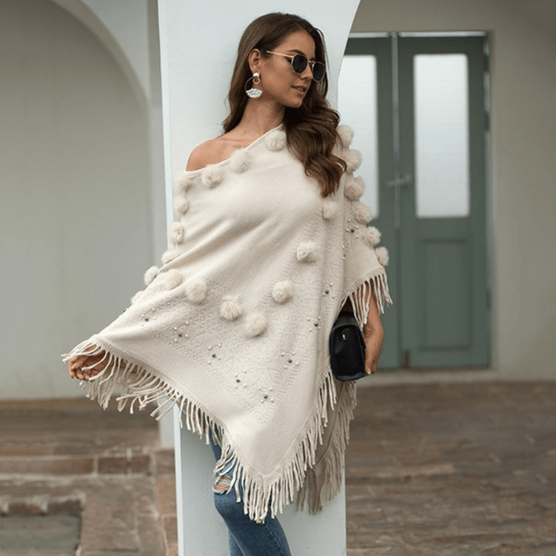 Poncho Pompom Chic